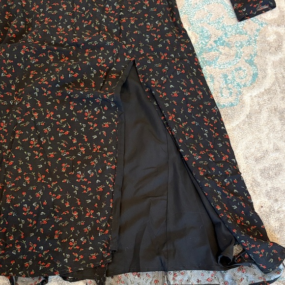 OAK + FORT Black Floral Long Sleeve Dress - Picture 3 of 6